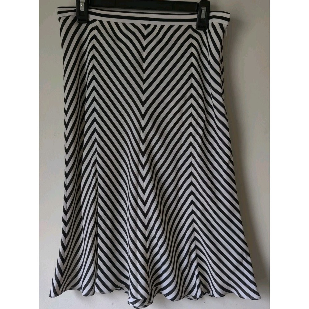 Michael Kors A-Line Silk Knee Length Skirt Lined Chevron Black/Cream Size 8